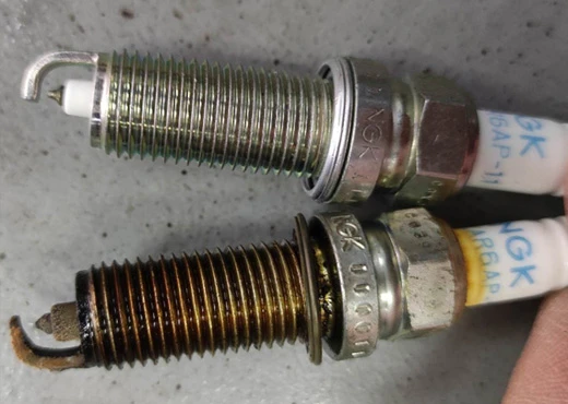 NGK LZKAR6AP-11 Iridium-Platinum Spark Plug